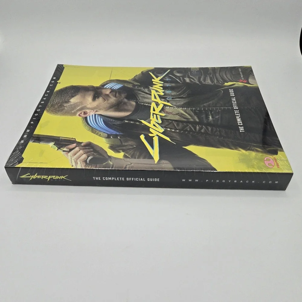 2020 Piggyback Cyberpunk 2077 The Complete‎ Official Guide Softcover NEW Sealed!